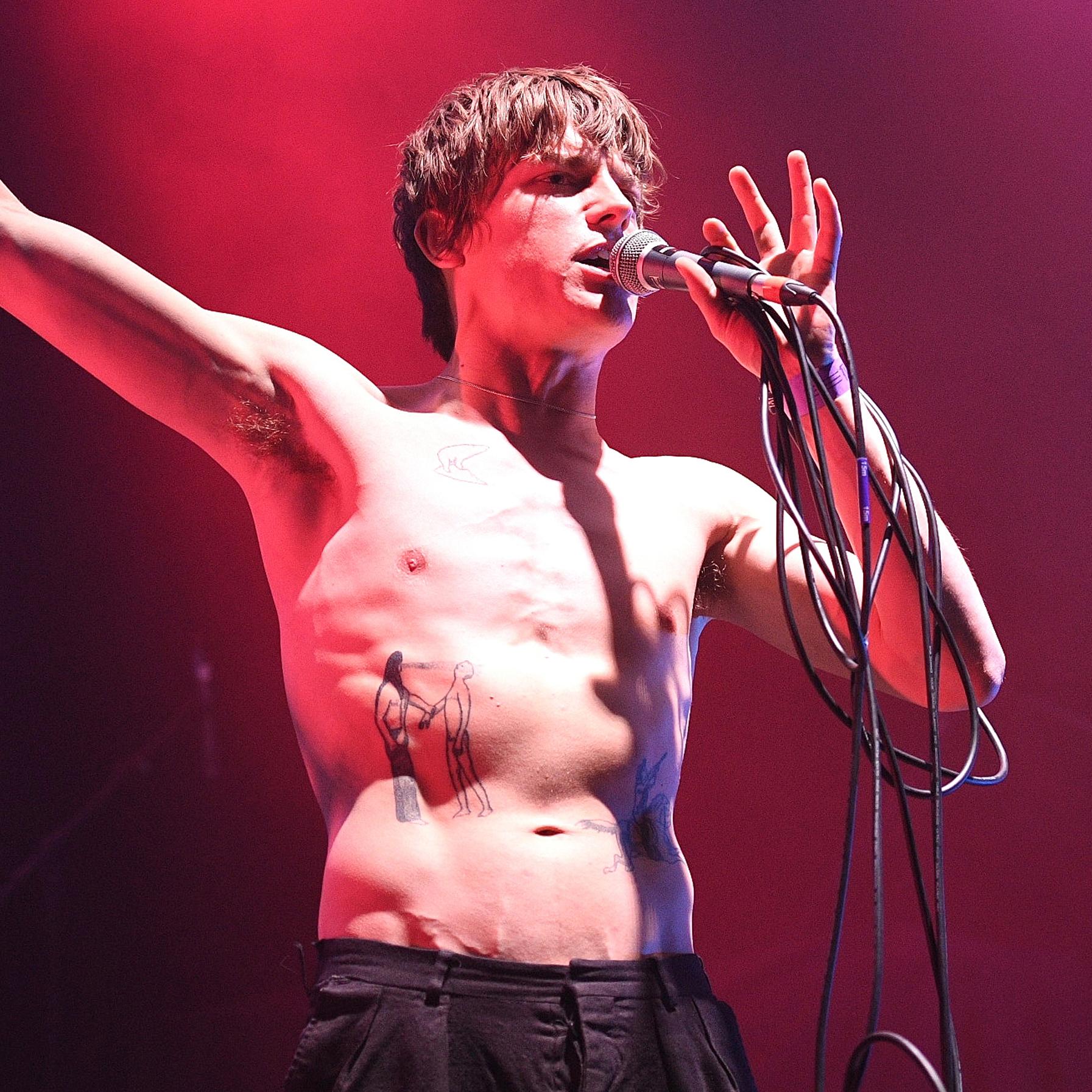 Deadletter live